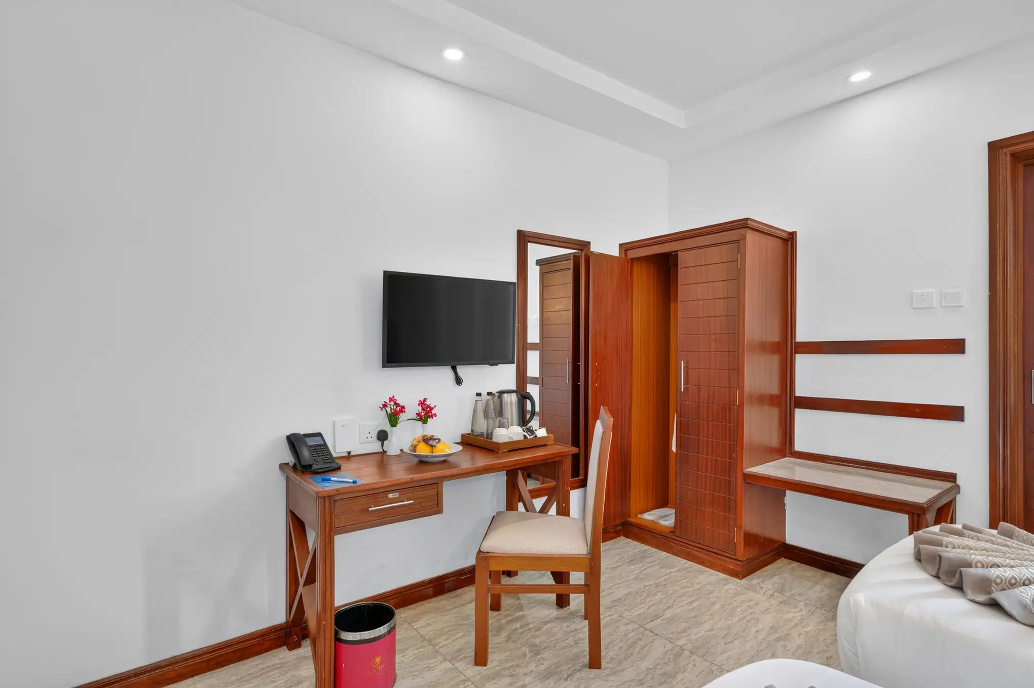 PrideInn Hotel Diani 3